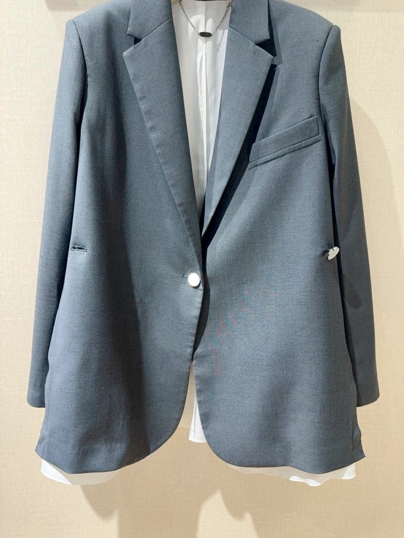 Trendsetting Unclassified Brand Outwear 155602