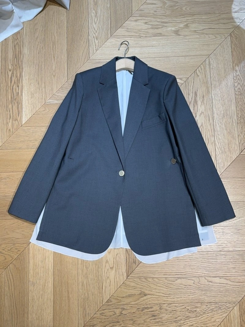 Trendsetting Unclassified Brand Outwear 155602