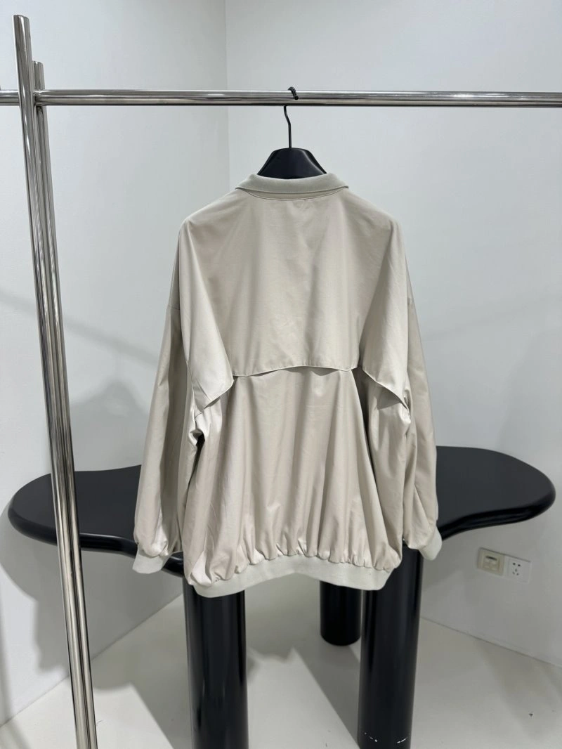 Trendy Unclassified Brand Outwear 155510