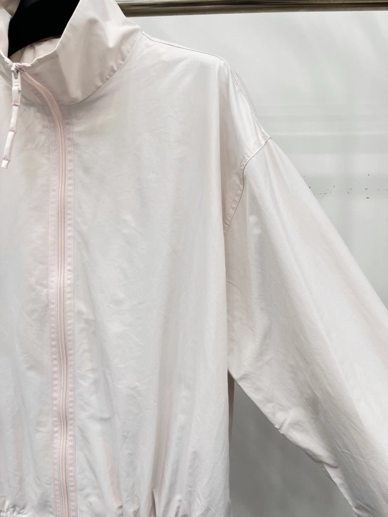 Cozy Unclassified Brand Outwear 155550