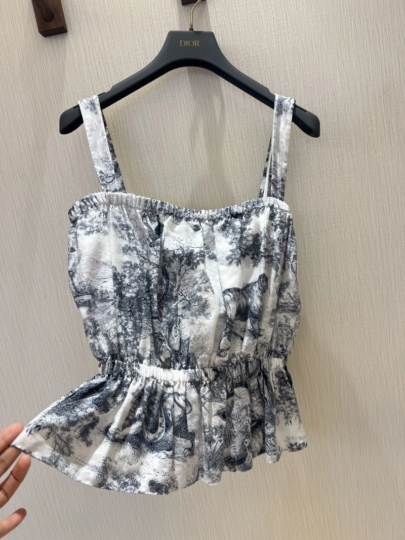 NewStyle Unclassified Brand Outwear 155509