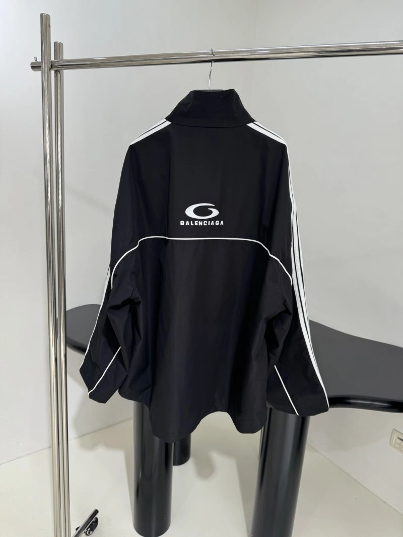 Thermal Unclassified Brand Outwear 155504