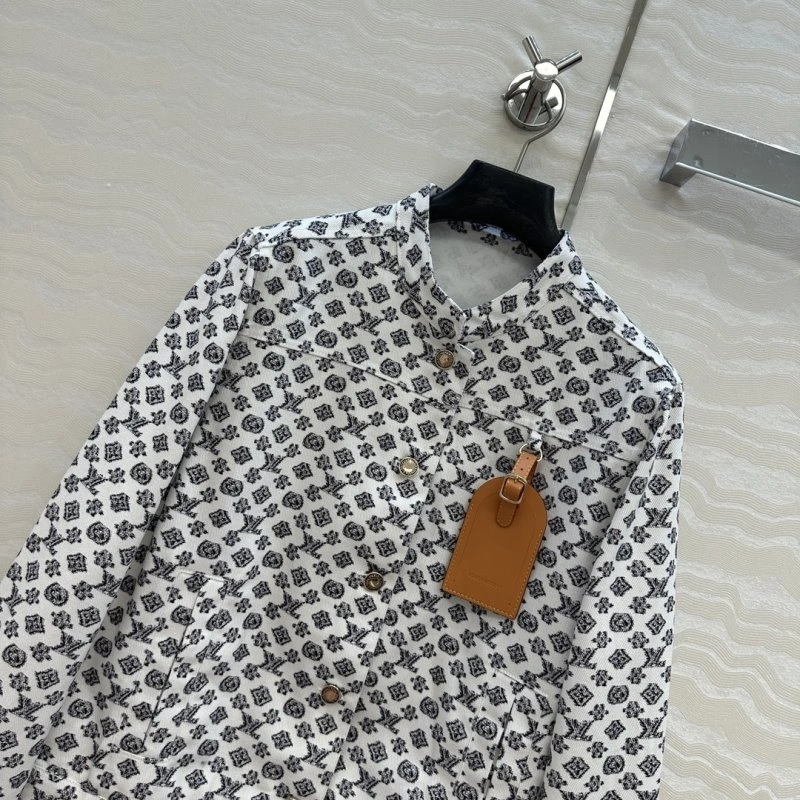Unclassified Brand Outwear Modern 155493