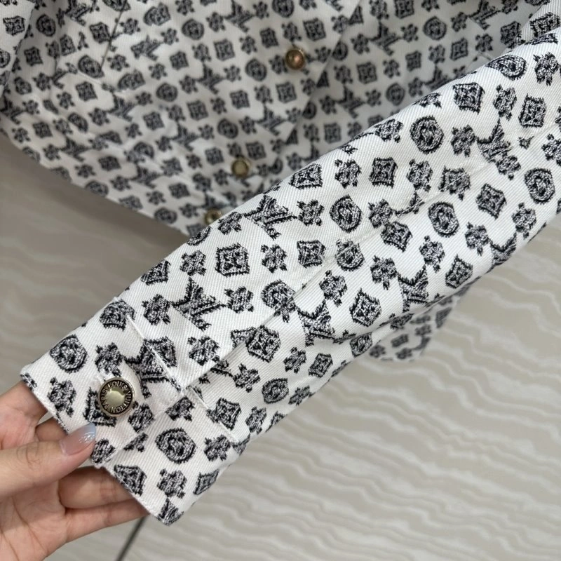 Unclassified Brand Outwear Modern 155493
