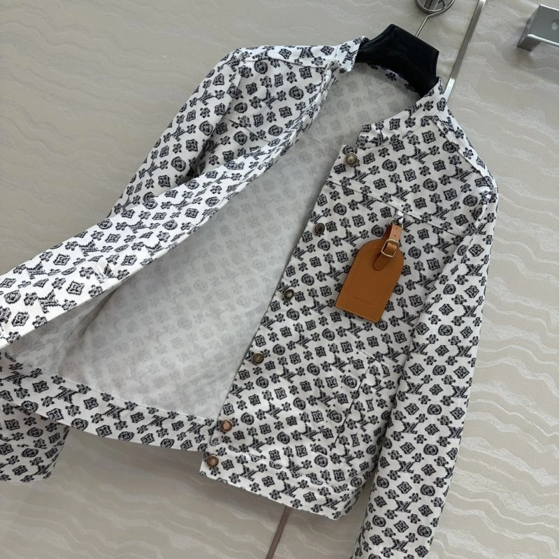 Unclassified Brand Outwear Modern 155493