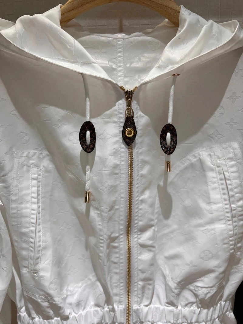 Unclassified Brand Outwear Modern 147526