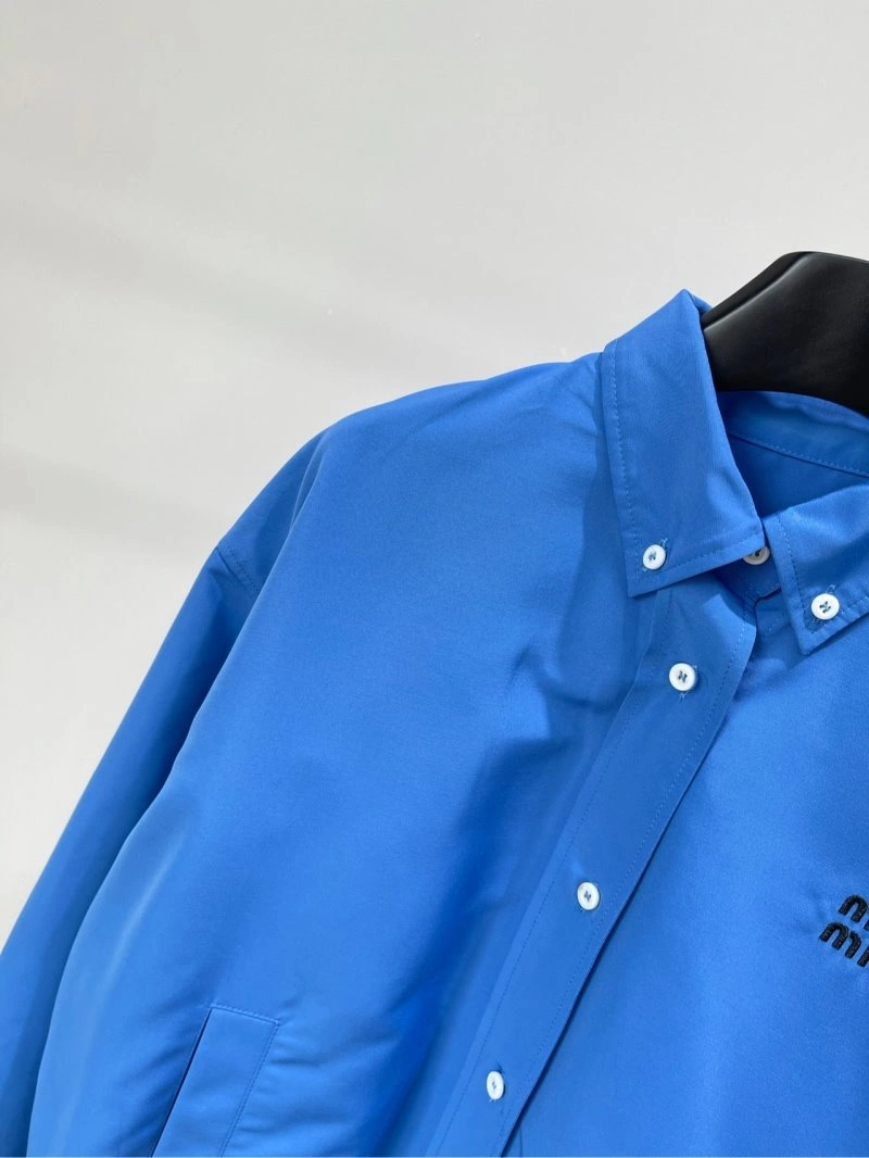 Effortless Unclassified Brand Outwear 147536