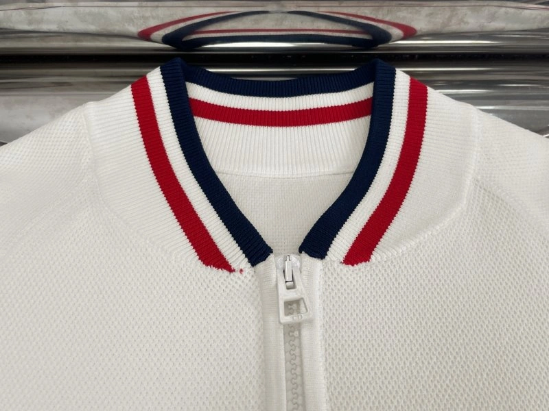 Unclassified Brand Outwear Modern 147528