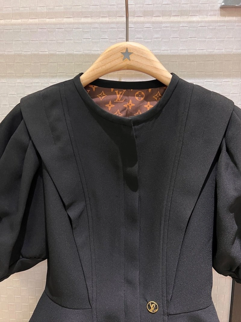 Seasonal Unclassified Brand Outwear 147525