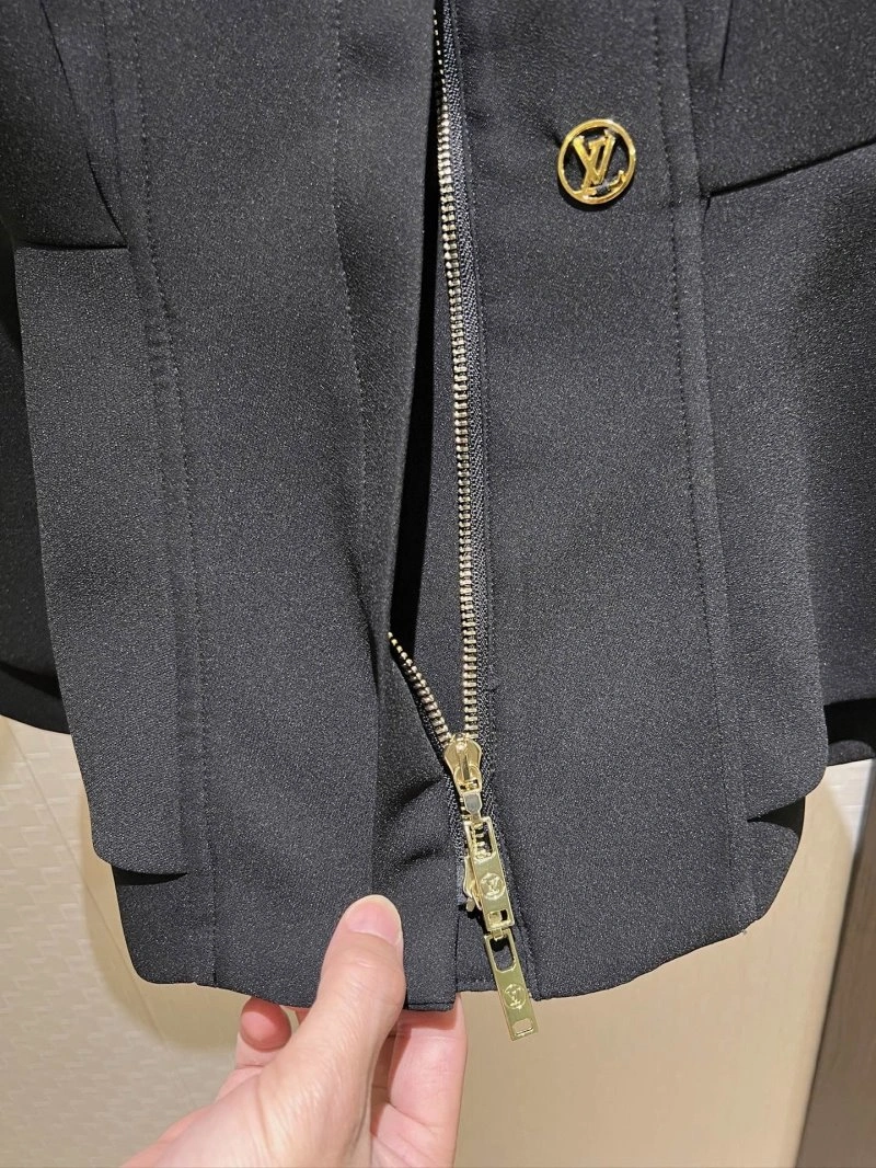 Seasonal Unclassified Brand Outwear 147525