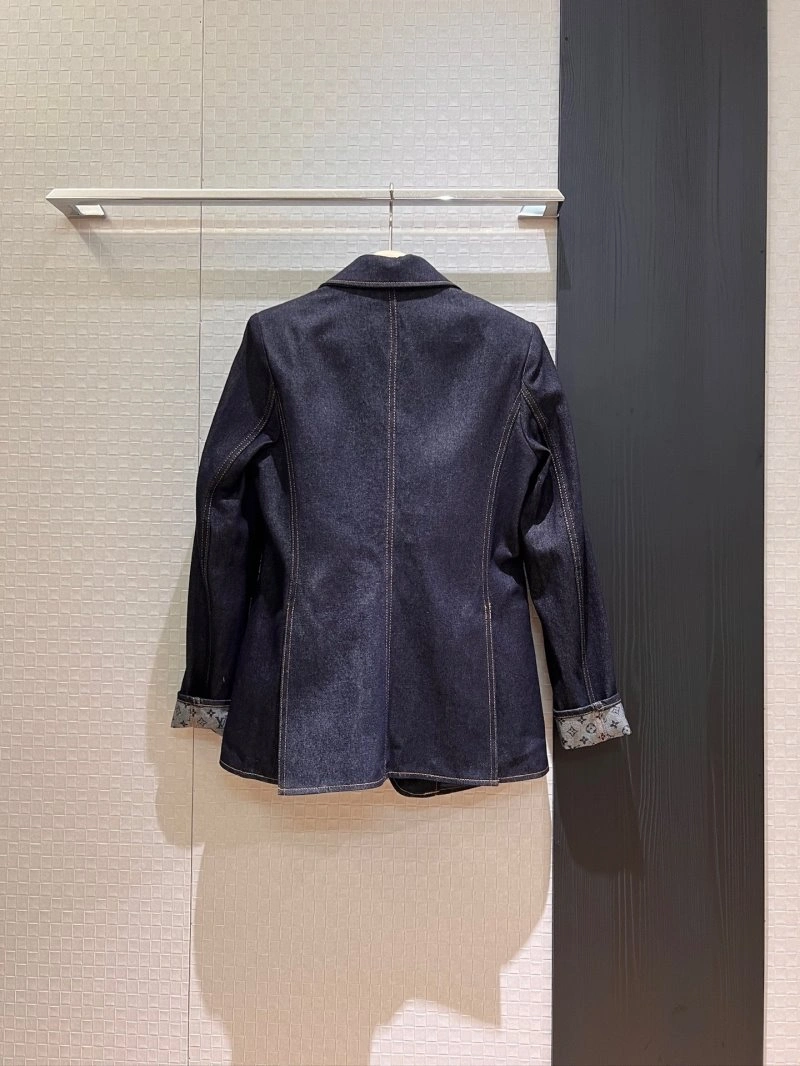 Resilient Unclassified Brand Outwear 147557