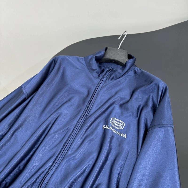 Modern Unclassified Brand Outwear 153708