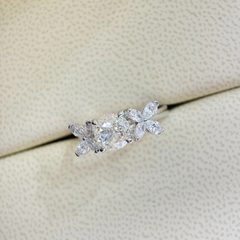 Unclassified Brand Rings Seasonal 213686