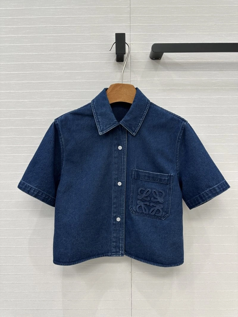 Flexible Unclassified Brand Shirts 150503