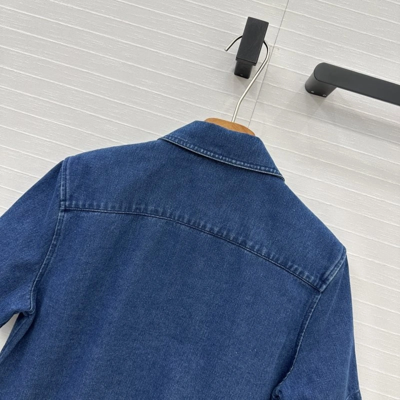 Flexible Unclassified Brand Shirts 150503