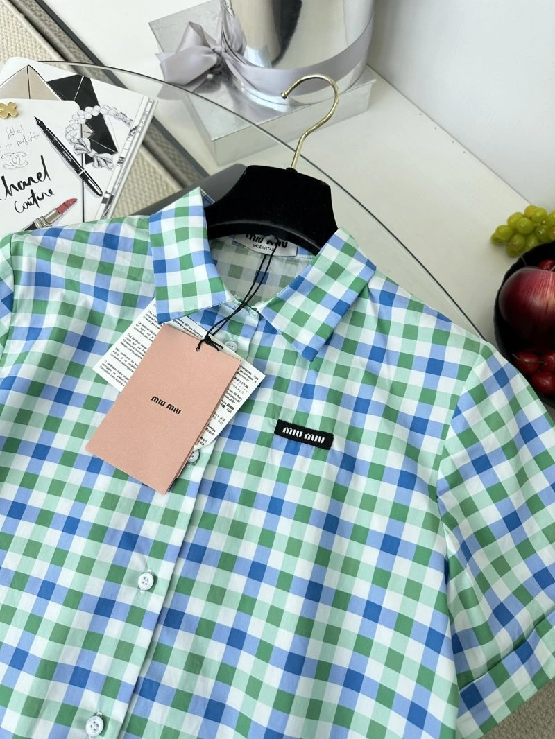 Vibrant Unclassified Brand Shirts 155468