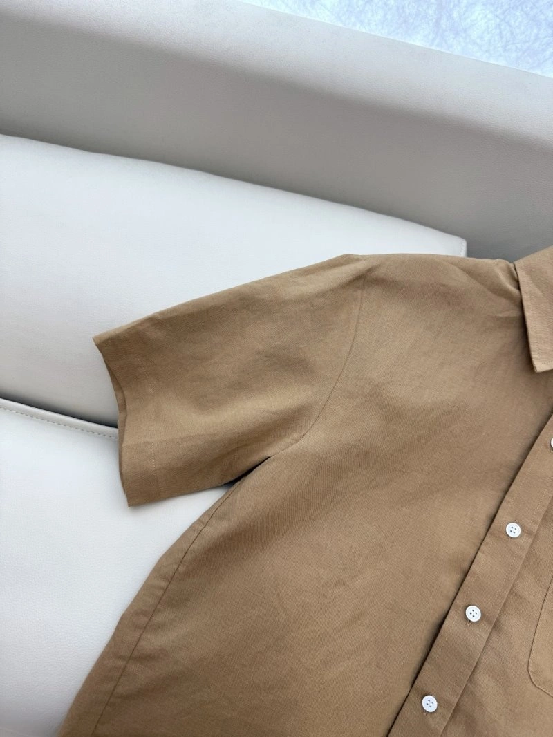 Vibrant Unclassified Brand Shirts 153633