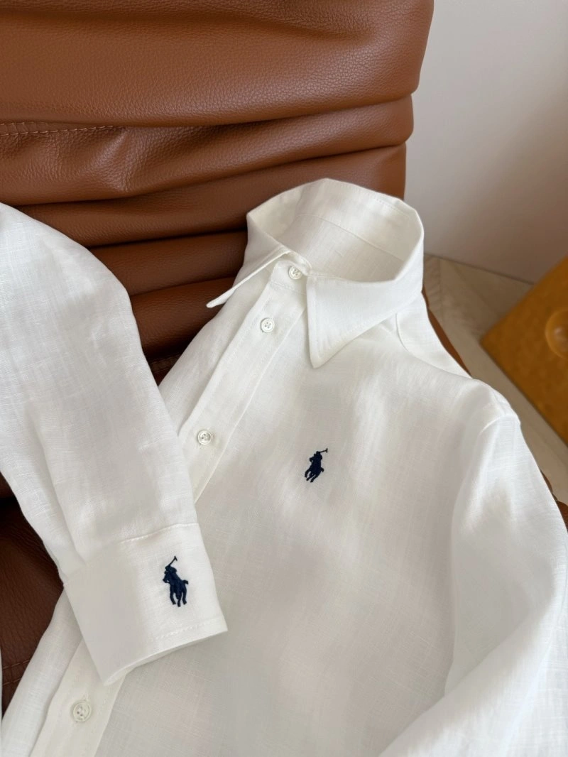 Efficient Unclassified Brand Shirts 153636