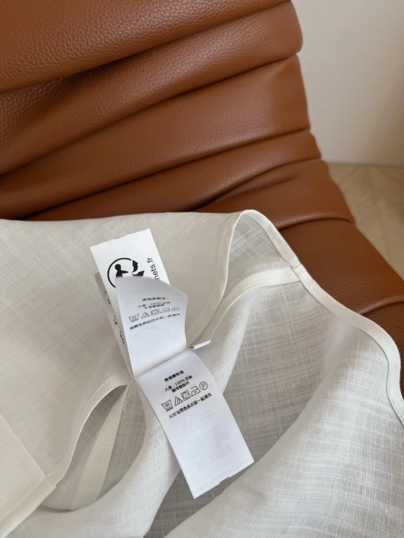 Efficient Unclassified Brand Shirts 153636