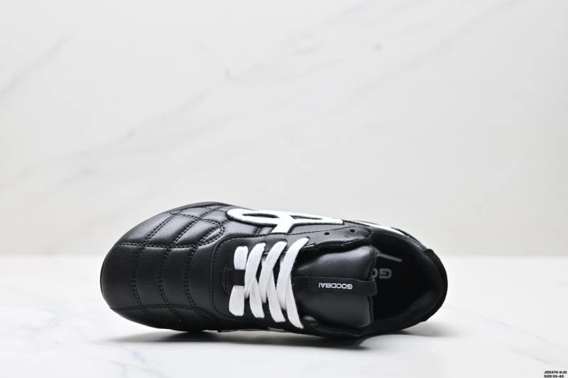 Classic Unclassified Brand Shoes 1688
