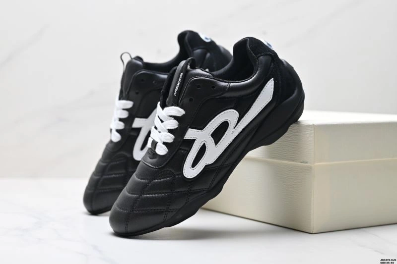 Classic Unclassified Brand Shoes 1688