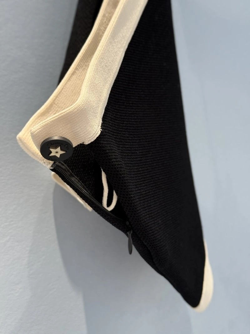 Modern Unclassified Brand Short Pants 150455