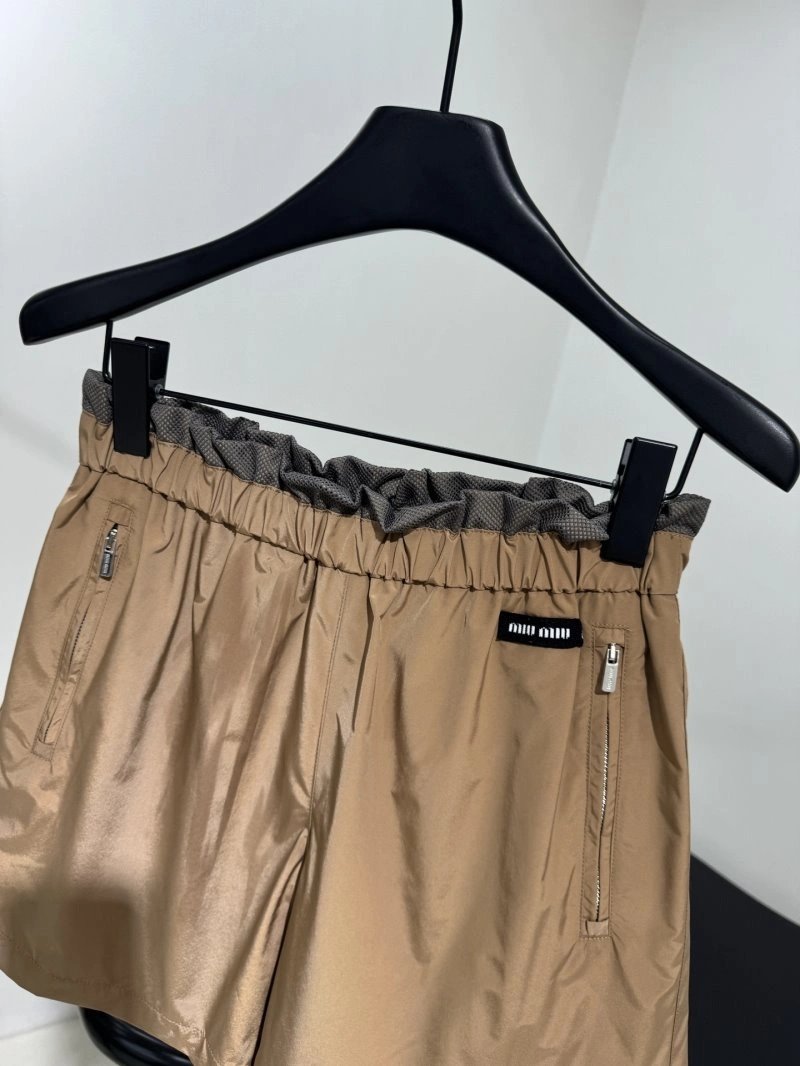 Soft Unclassified Brand Short Pants 150435