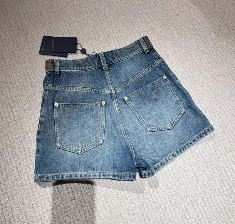 Compact Unclassified Brand Short Pants 150460