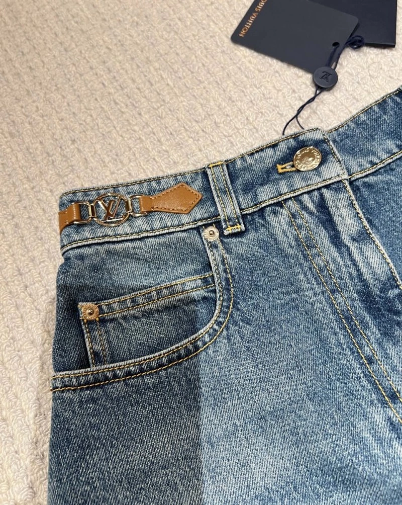 Compact Unclassified Brand Short Pants 150460