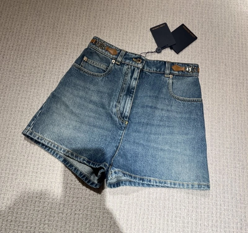 Compact Unclassified Brand Short Pants 150460