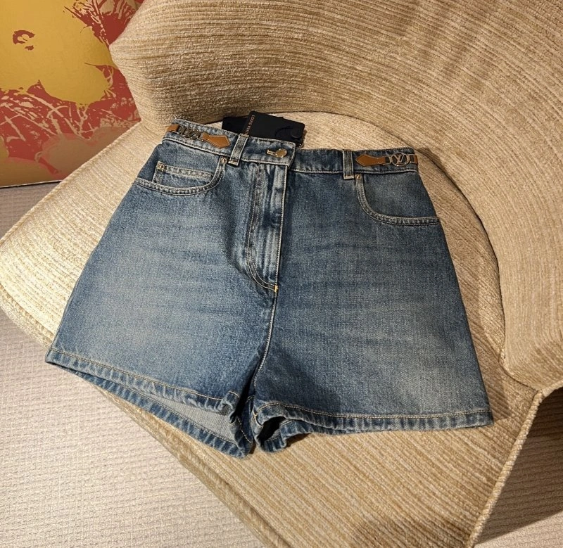 Compact Unclassified Brand Short Pants 150460