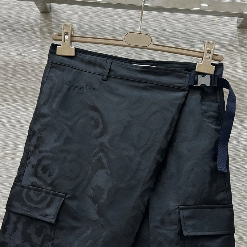 Trendsetting Unclassified Brand Short Pants 155435