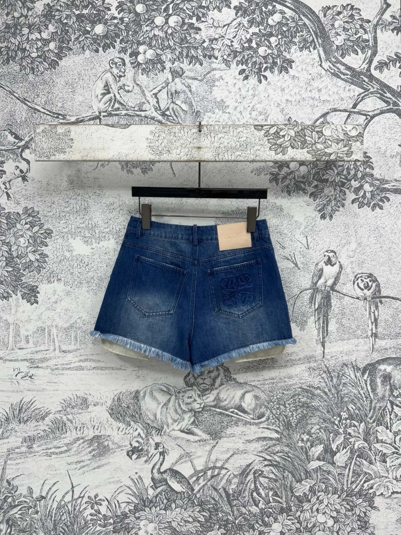Contemporary Unclassified Brand Short Pants 147420