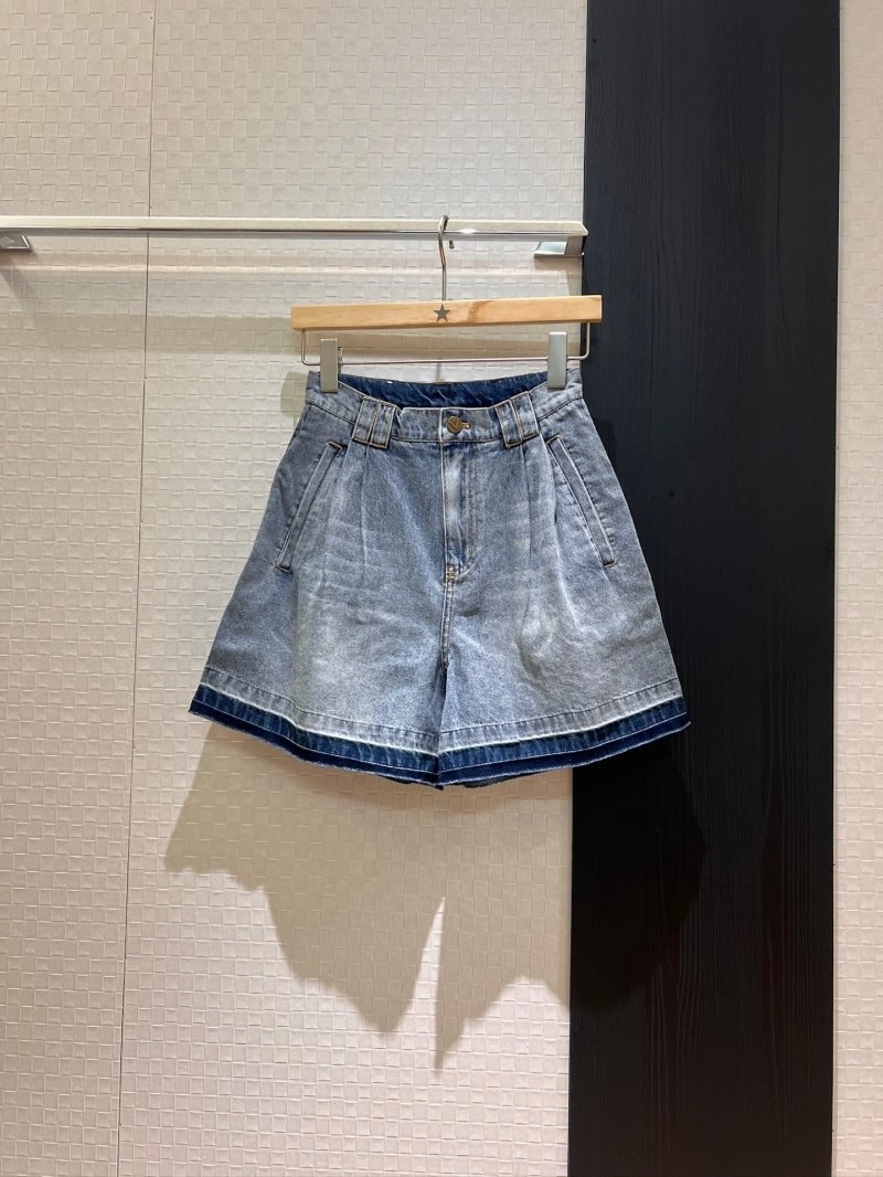 Neat Unclassified Brand Short Pants 147412
