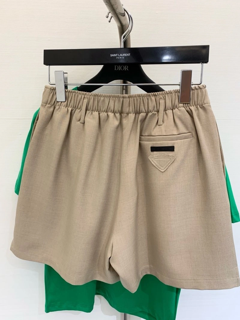 RelaxedFit Unclassified Brand Short Pants 147409