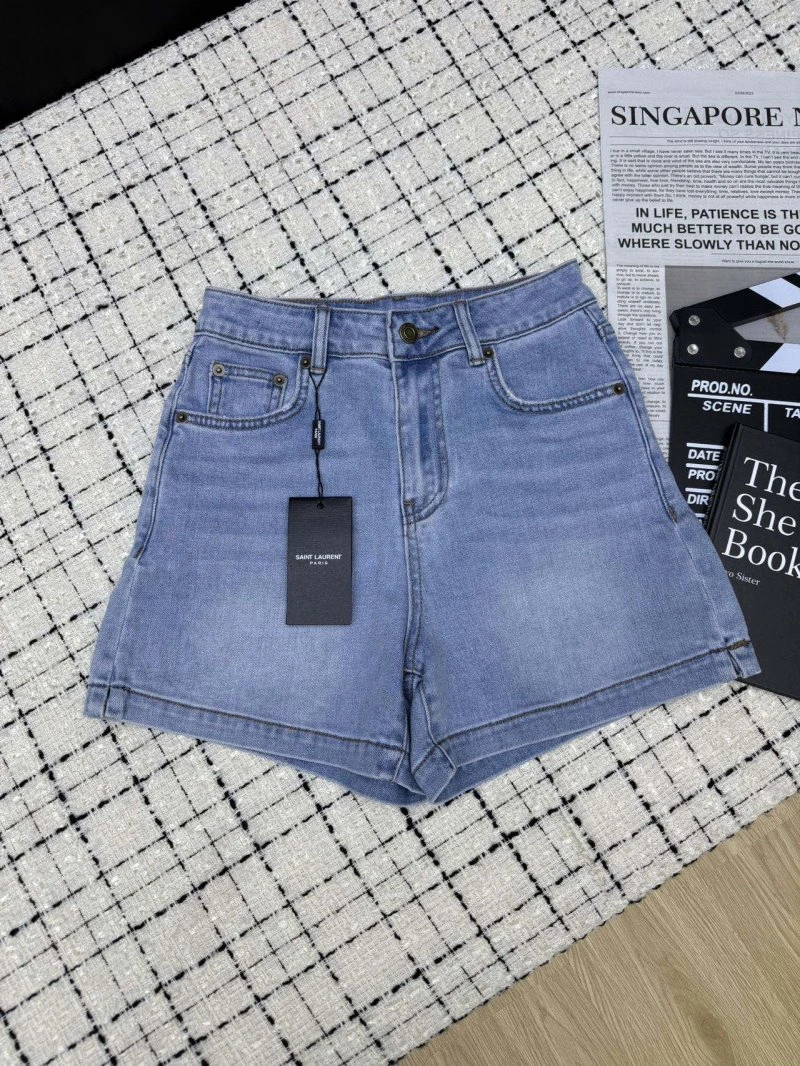 Soft Unclassified Brand Short Pants 147399