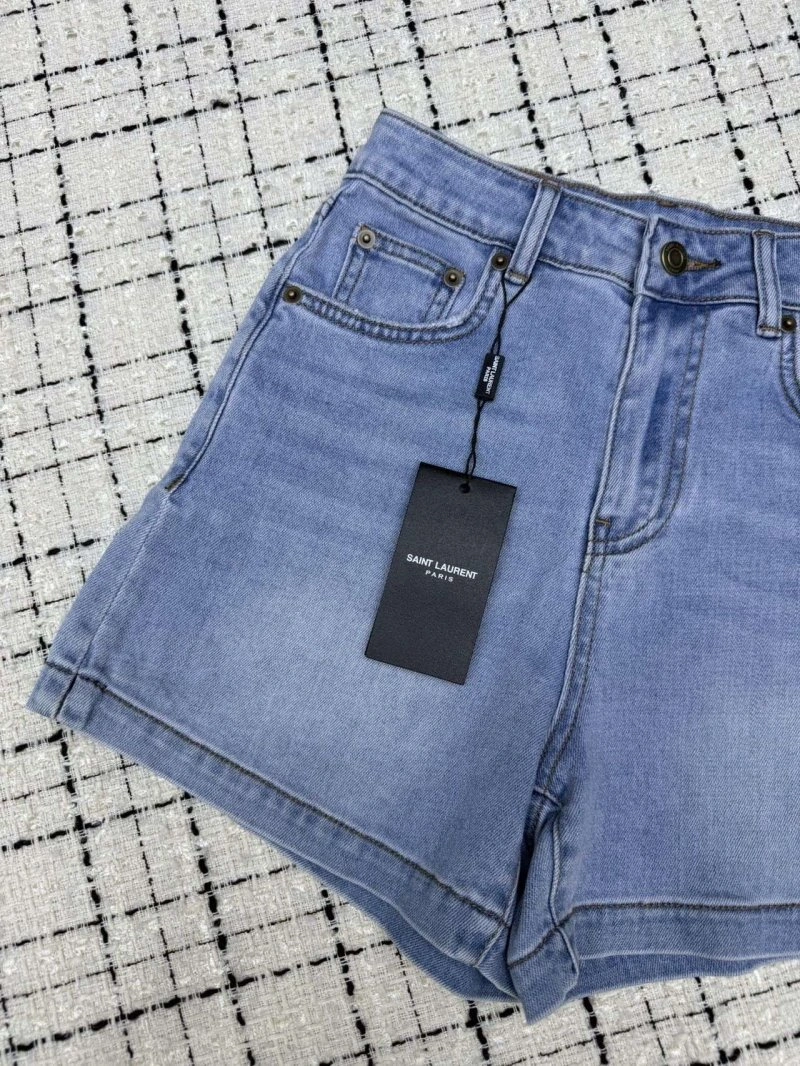 Soft Unclassified Brand Short Pants 147399