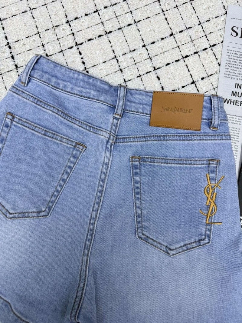 Soft Unclassified Brand Short Pants 147399