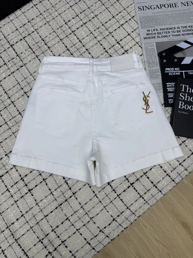 ModernLook Unclassified Brand Short Pants 147401