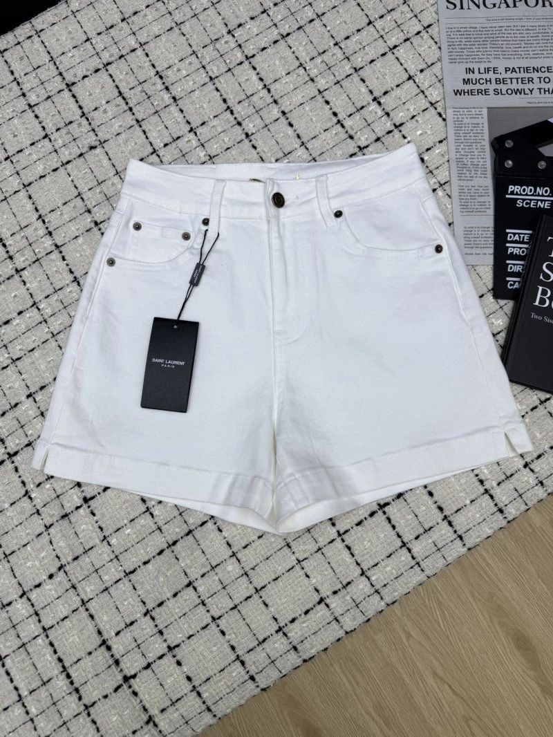 ModernLook Unclassified Brand Short Pants 147401