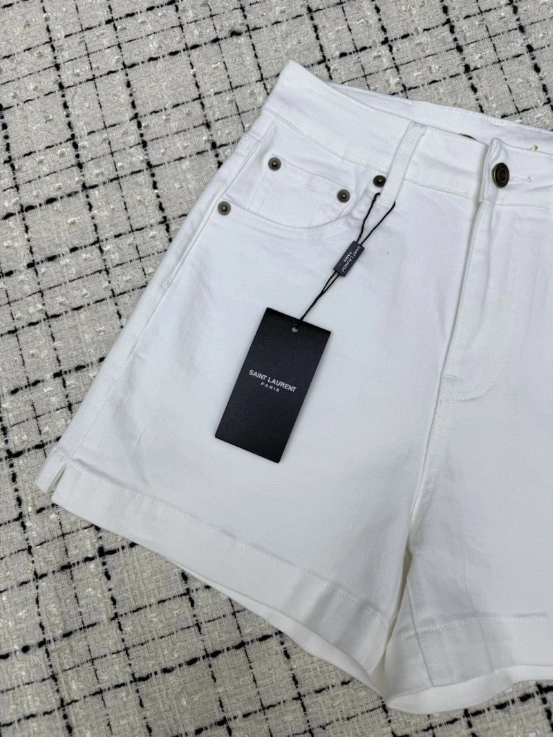 ModernLook Unclassified Brand Short Pants 147401