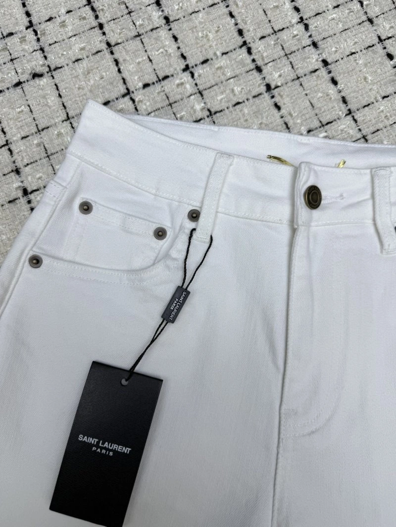 ModernLook Unclassified Brand Short Pants 147401