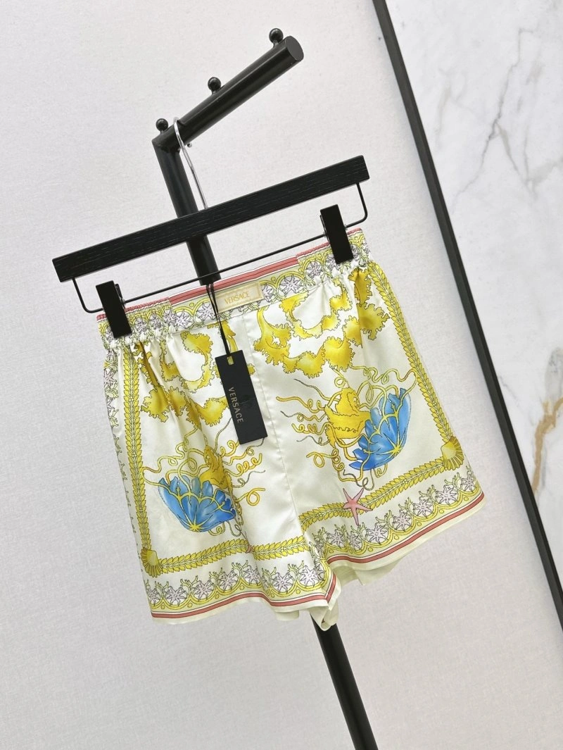 Efficient Unclassified Brand Short Pants 147402