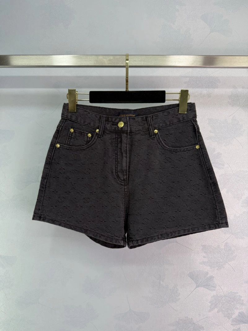 Neat Unclassified Brand Short Pants 153602