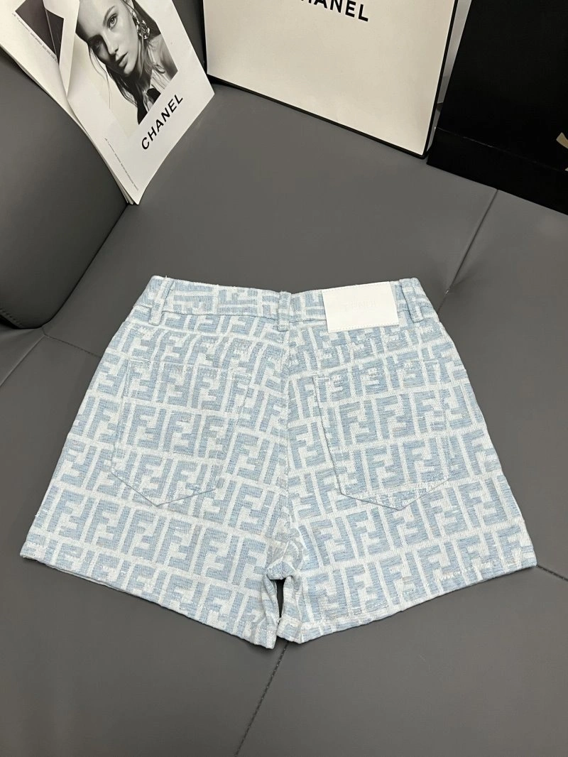 Unclassified Brand Short Pants Supportive 153595