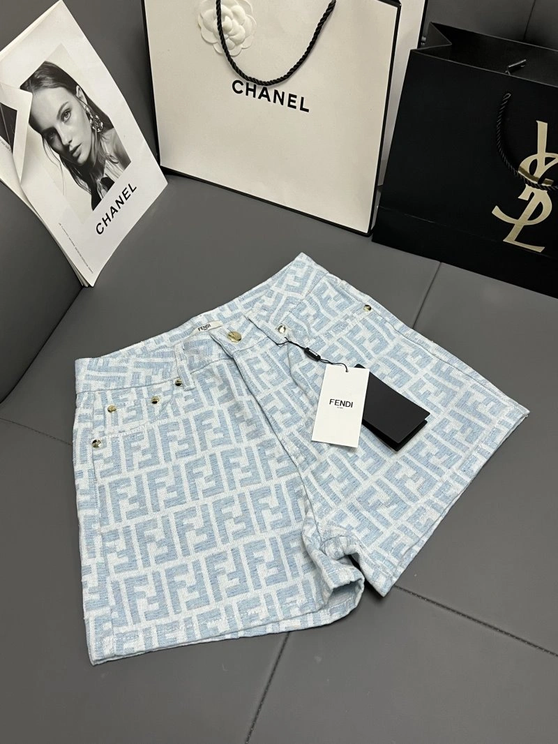 Unclassified Brand Short Pants Supportive 153595