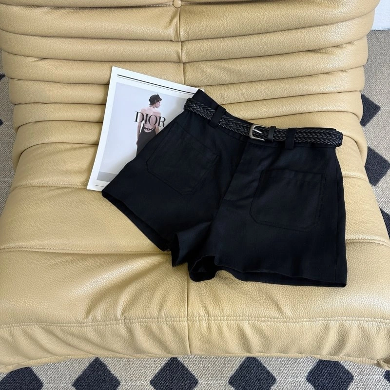 MoistureWicking Unclassified Brand Short Pants 153590