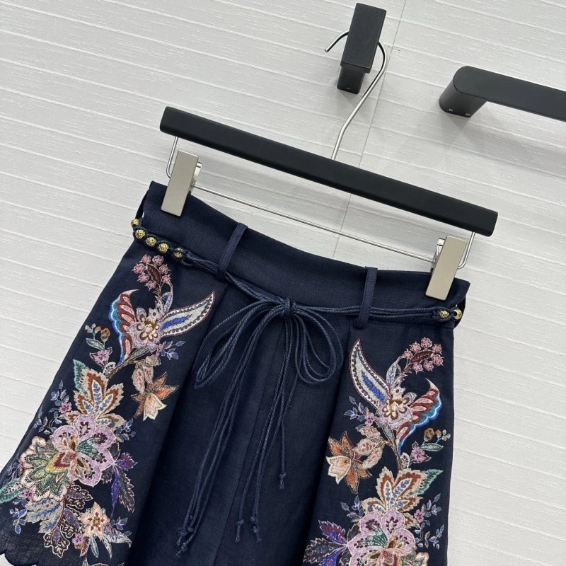 Supportive Unclassified Brand Short Pants 152576