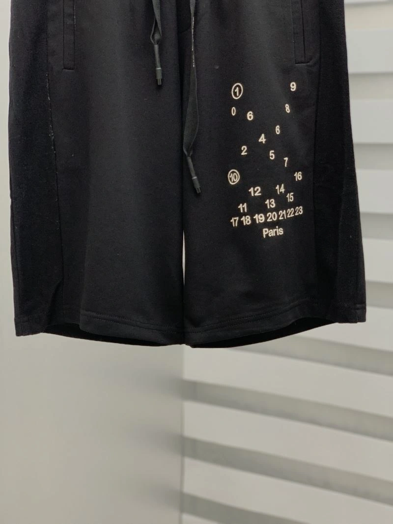 Affordable Unclassified Brand Short Pants 158976