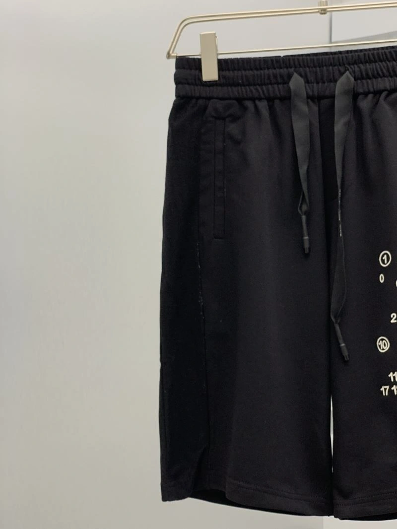 Affordable Unclassified Brand Short Pants 158976
